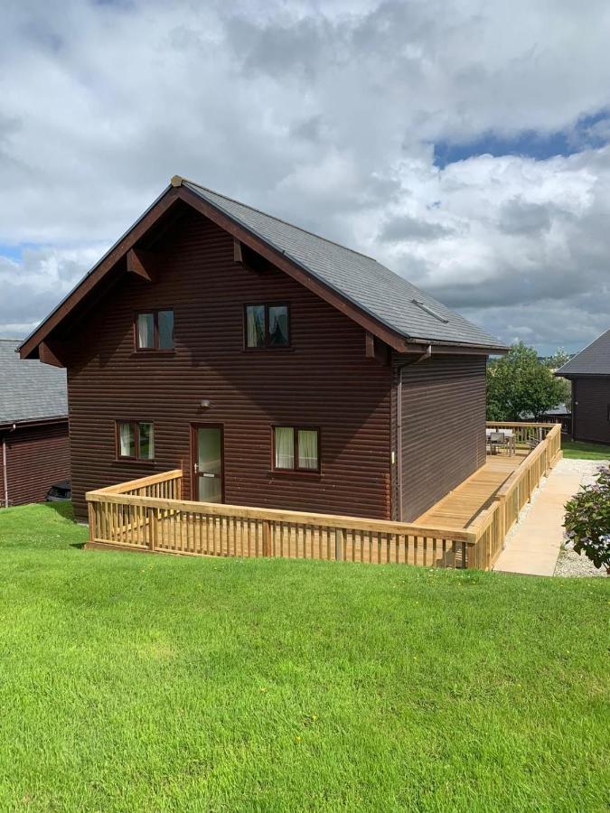 Retallack Resort 4 Bedroom Lodge - Hot Tub For Hire On Request -Pool & Spa Padstow Buitenkant foto
