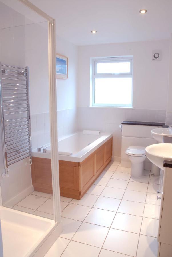 Retallack Resort 4 Bedroom Lodge - Hot Tub For Hire On Request -Pool & Spa Padstow Buitenkant foto
